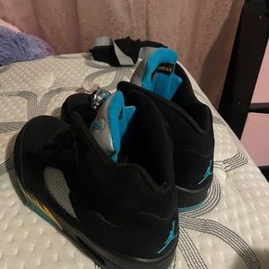 Jordan 11 cool grey 220$ rest 115$ A piece